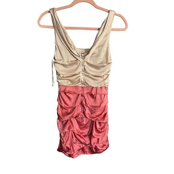 Express silk cream pink ruched tiered sleeveless dress zip up size 4 - Picture 2 of 6